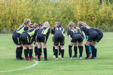 Bild 8 - B-Juniorinnen SG Mittelholstein - SV Frisia 03 Risum-Lindholm : Ergebnis: 1:12